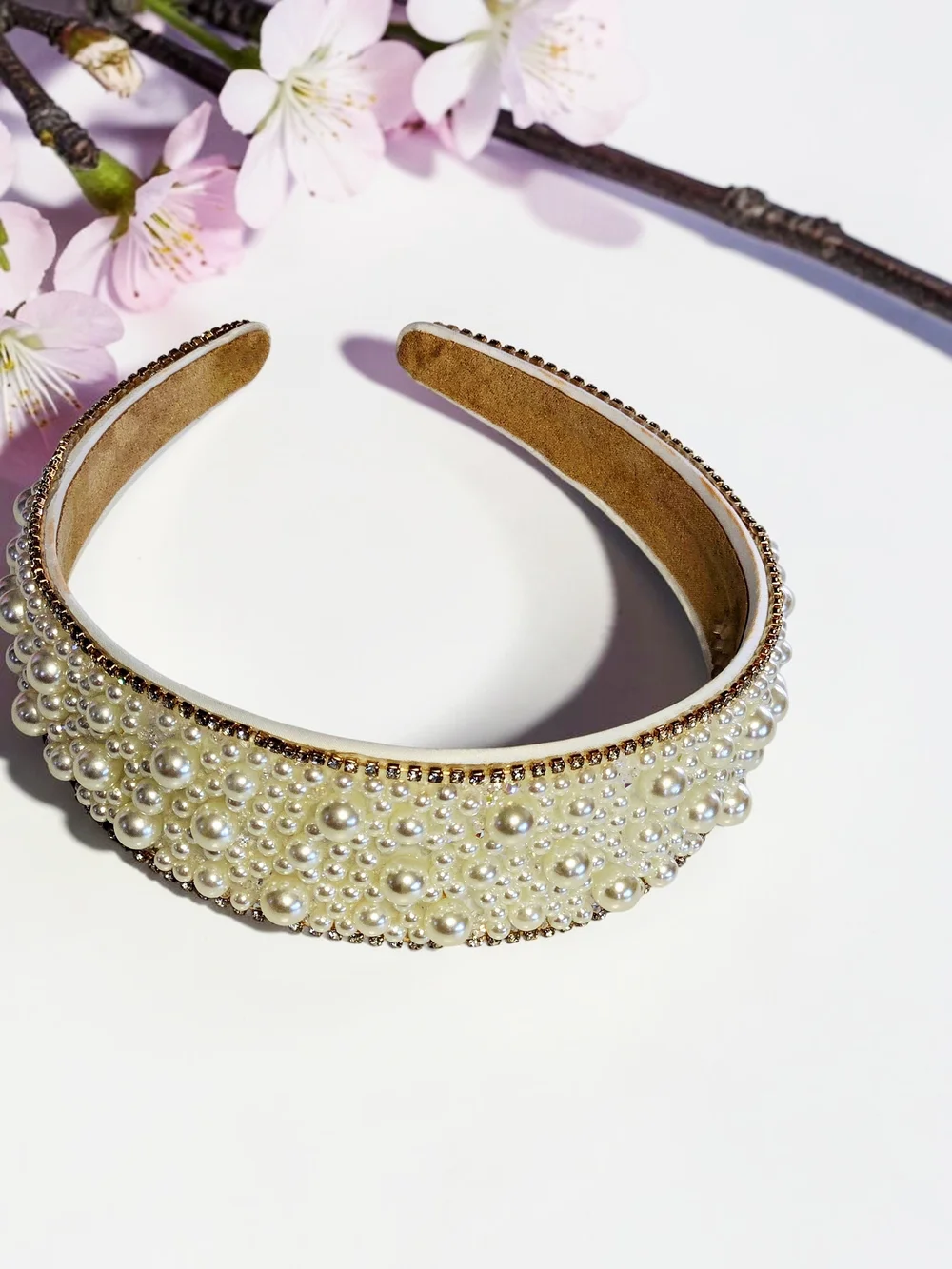 Elegant Feminine Faux Pearl Beaded Rhinestone Headband Color: Cream/White New OS